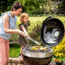 BBQ Charbon NAPOLEON Rodeo Pro22K-Leg 57 Cm -Weber Promos Boutique bbq charbon ferme napoleon boule rodeo pro 57 cm 4